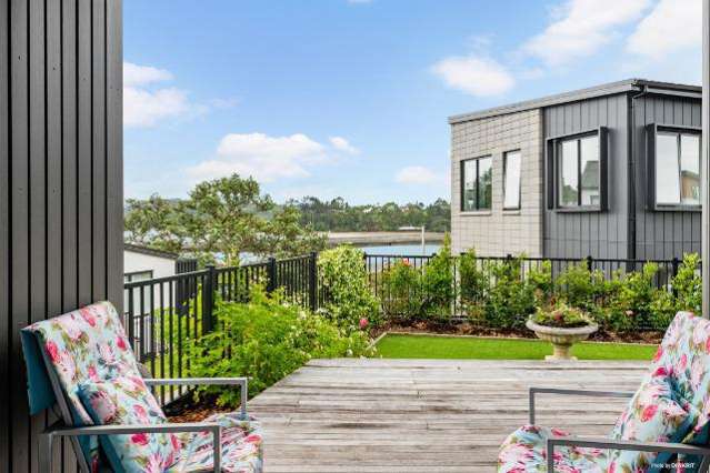 8 Marine Parade Hobsonville_1