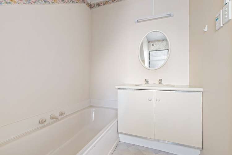 3/7 Akehurst Avenue New Lynn_13