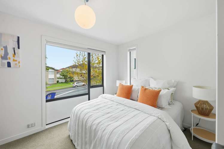 313 Murphys Road Flat Bush_10