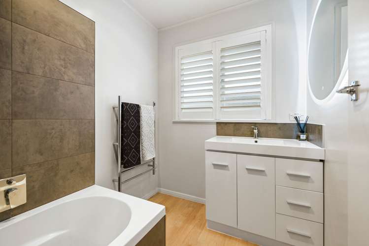 54 Herbert Road Queenwood_12