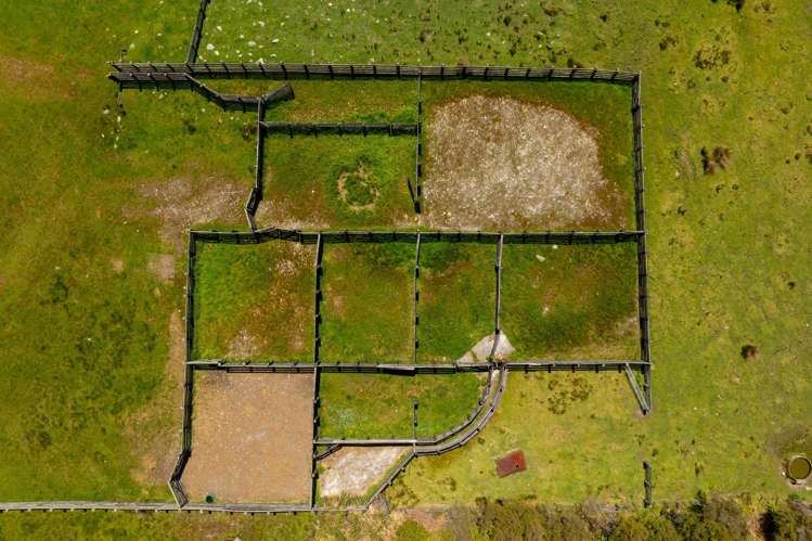 220 Quartz Range Road Bainham_37