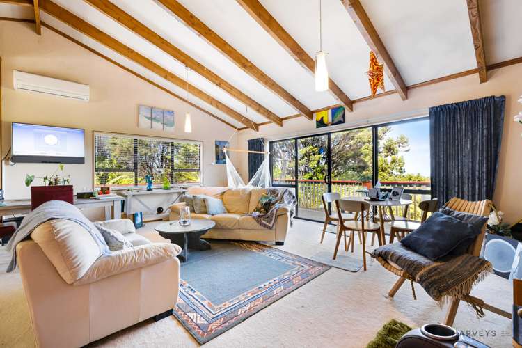 38 Rauhuia Crescent Parau_5