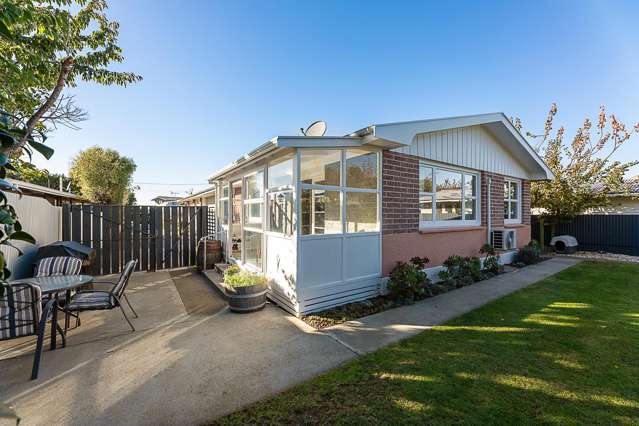 6b Washington Crescent Redwoodtown_1