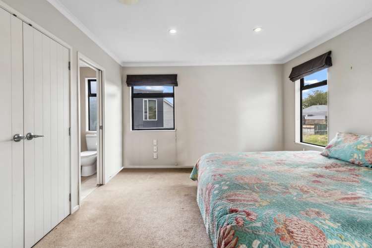 1186C Victoria Street 10463_8