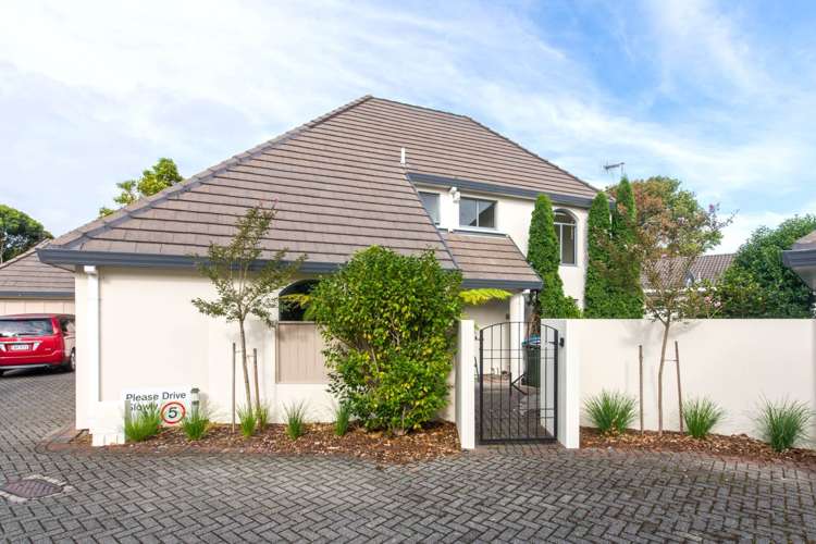 6K Domett Avenue_0