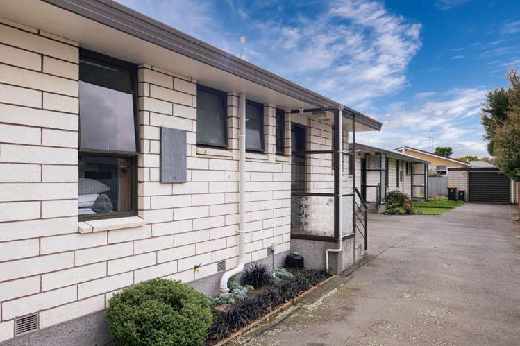 2/287 Cameron Street Ashburton_11