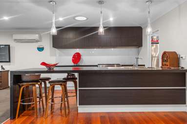 42 Travis Country Drive_4