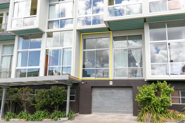 1N/51 Webb Street Mount Cook_11