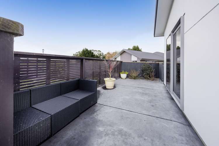 7 Mercade Close Stratford_28