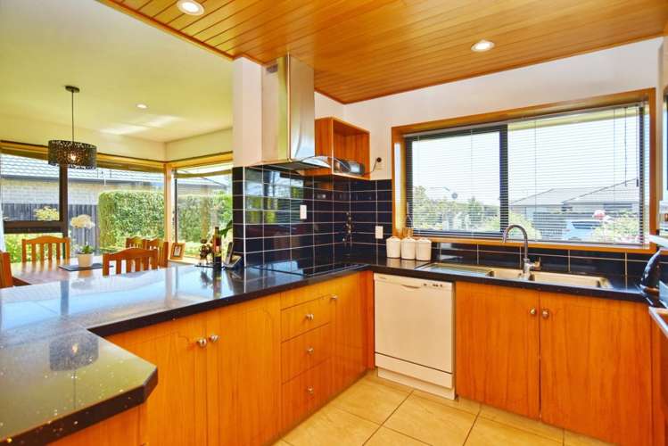 11 Amdale Avenue Broomfield_2