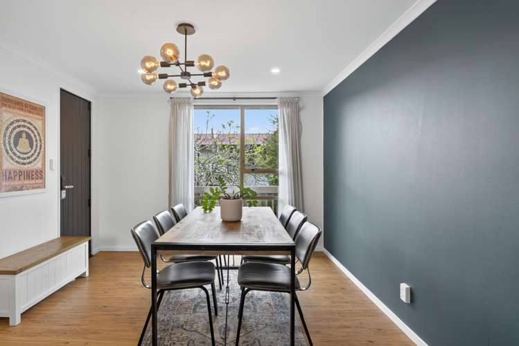 37 Botany Road Botany Downs_5