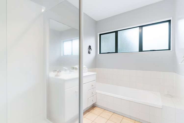 10 Mandeville Place Unsworth Heights_20