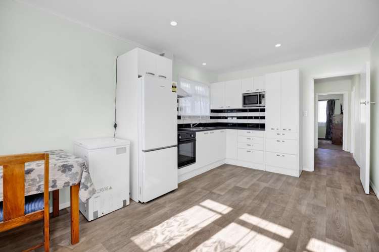 16 Grey Street Hawera_7