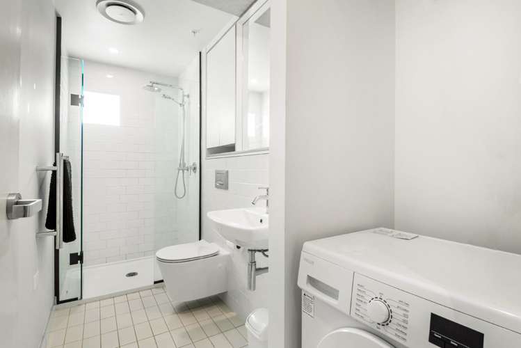 220/38 Khyber Pass Road Grafton_9