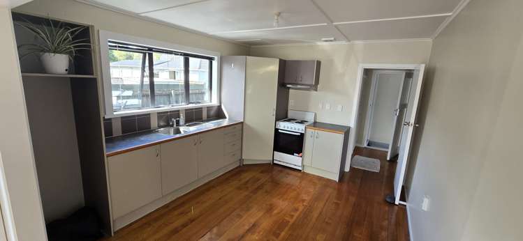 1/109 Clevedon Road Papakura_3