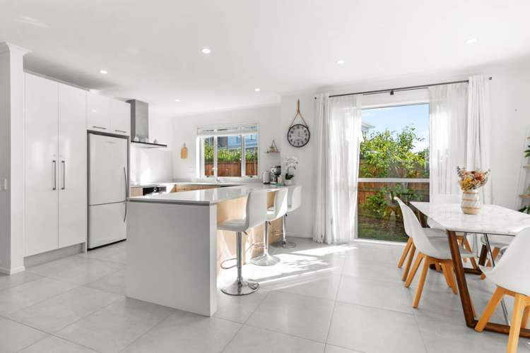 20 Arthur Rolfe Lane Swanson_1