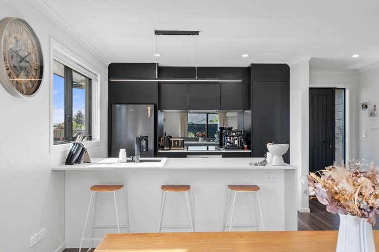 8 Old Orchard Road Solway_2