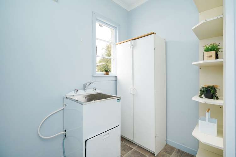 9 Avenal Street Avenal_16