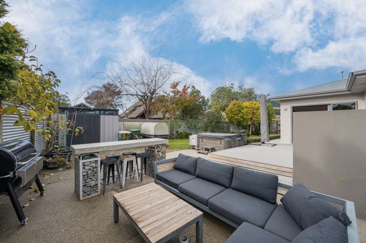 11 Lucy Murcott Place Stoke_23