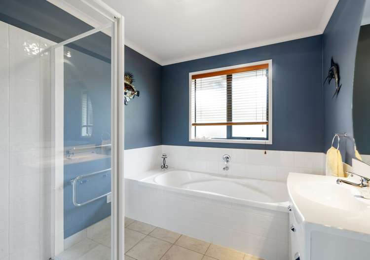 61 Highbrook Way Whatawhata_12