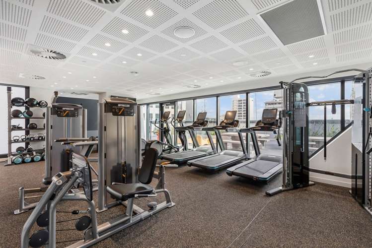 3005/10 Commerce Street City Centre_13