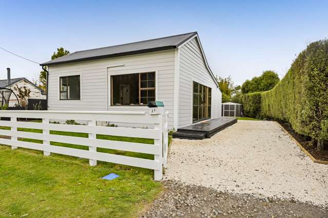 21 Falstaff Street Stratford_1
