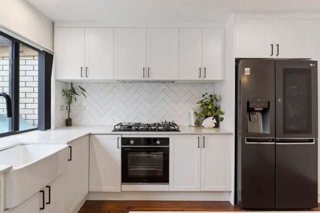 89 Baverstock Road Flat Bush_4