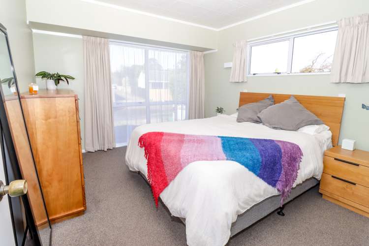 4 Emmerdale Mews Highbury_9