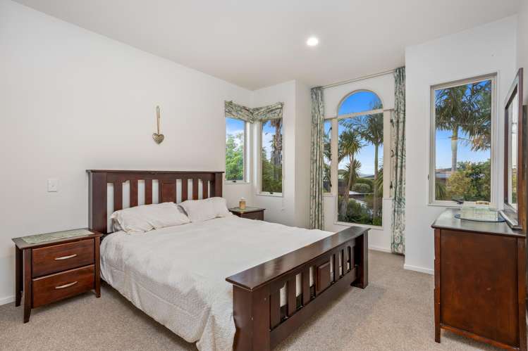 1019A Whangaparaoa Road Manly_10
