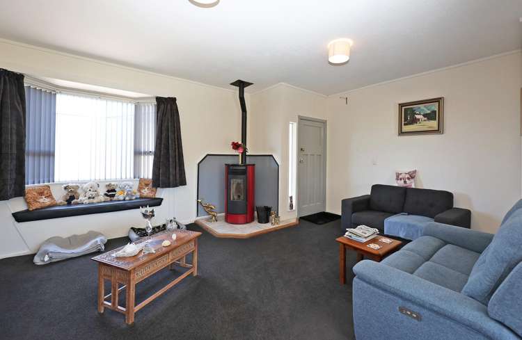 454A Thames Highway_5