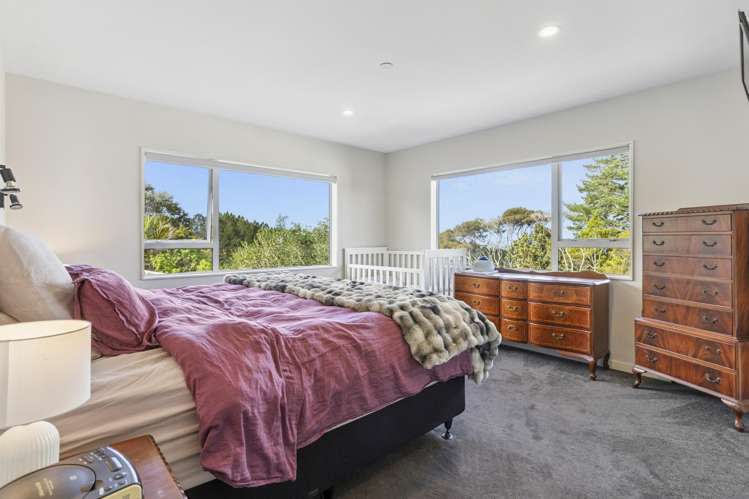 220 Forest Hill Road Waiatarua_18