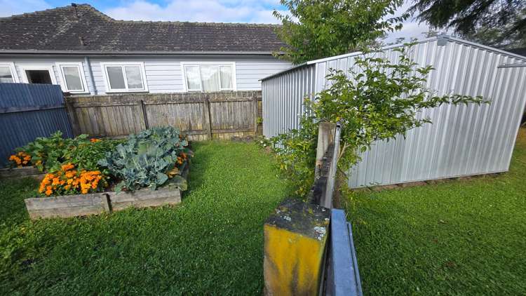  A/12 Islington Street Trentham_12