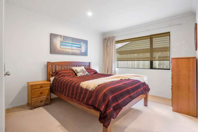 6 Old Park Place Takanini_9