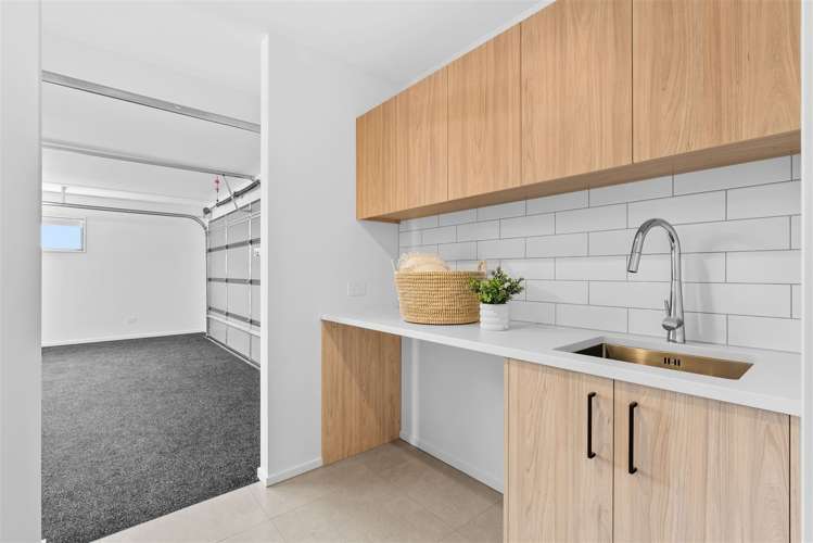 52 Candlesticks Crescent Lincoln_19