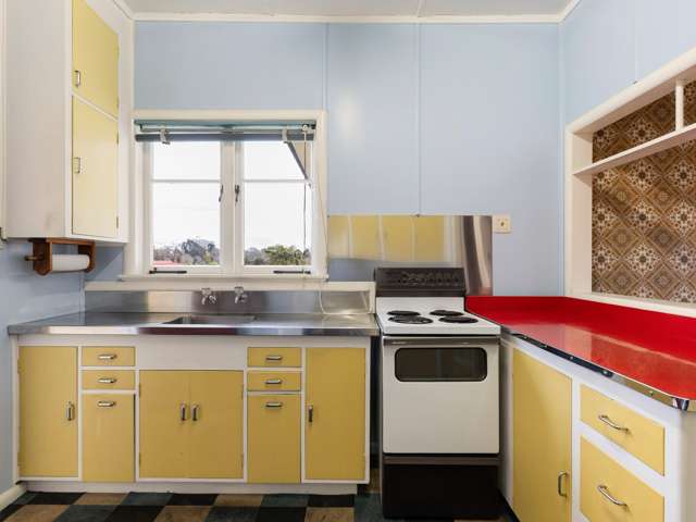 93 MacFarlane Street Hamilton East_4