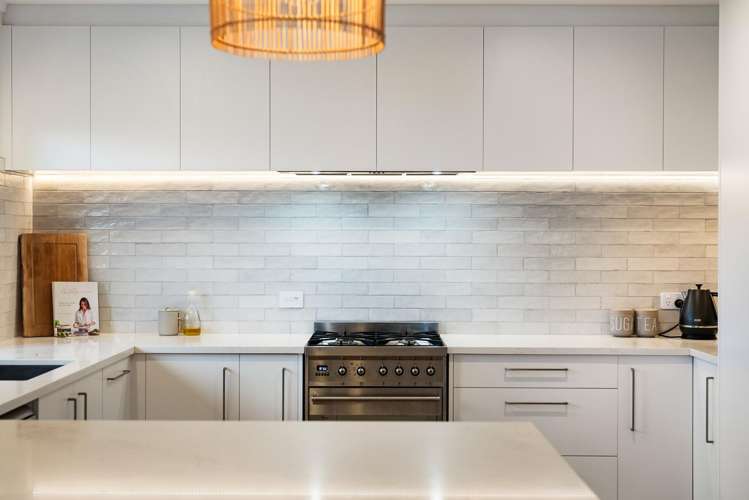 8a Craigbank Avenue New Lynn_4