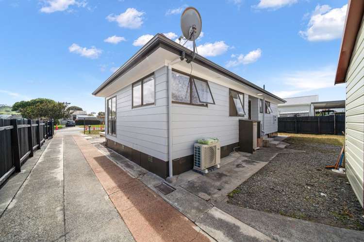 4 Molesworth place Mangere_5