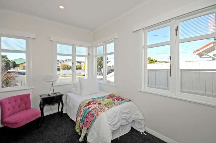 59 Kauri Street Miramar_14