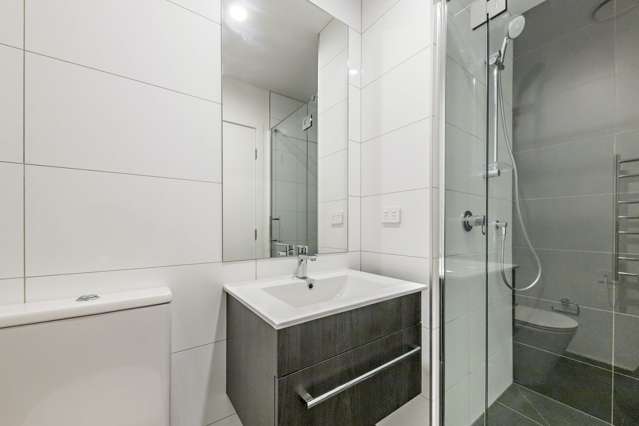 601B/8 Lakewood Court Manukau_3