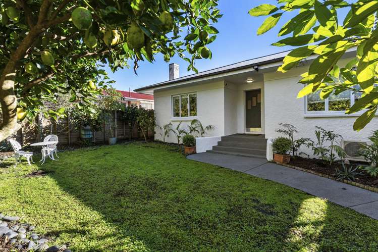 12 Sutherland Road Point Chevalier_16