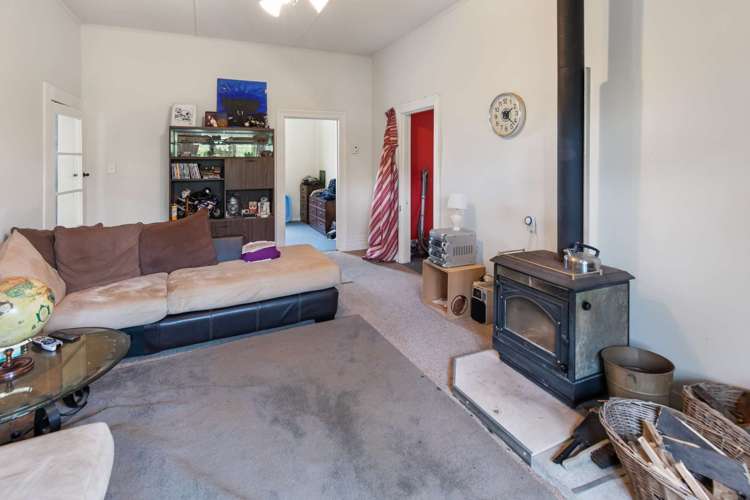 6 George Street Ohingaiti_7