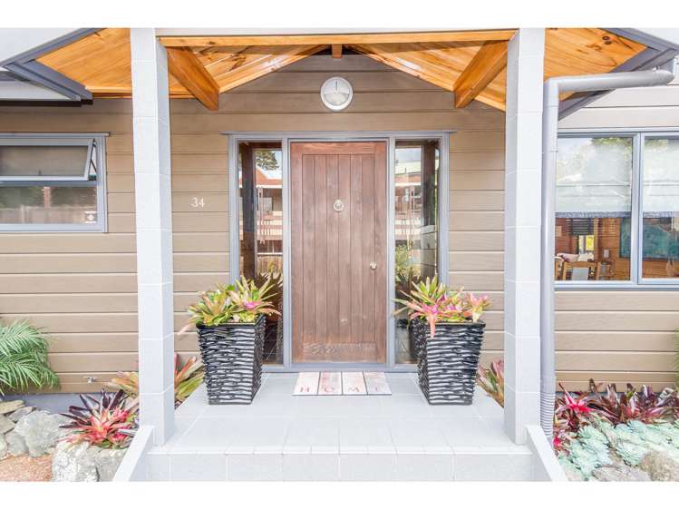 34 Derwent Crescent Titirangi_15