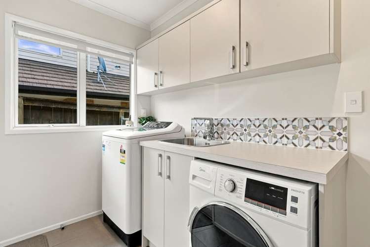 9 Corsica Way Karaka_31