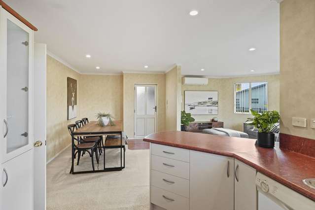 1 Kirk Close Rototuna_4