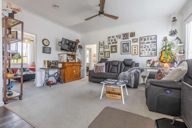 13 Waverley Street Waipawa_14