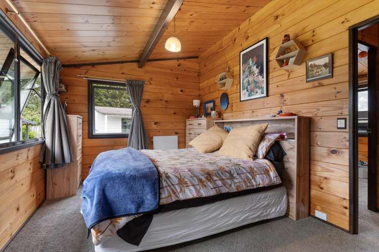 7 Deller Drive Carterton_10