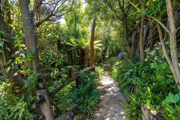 23 Dundonald Street Tainui_25