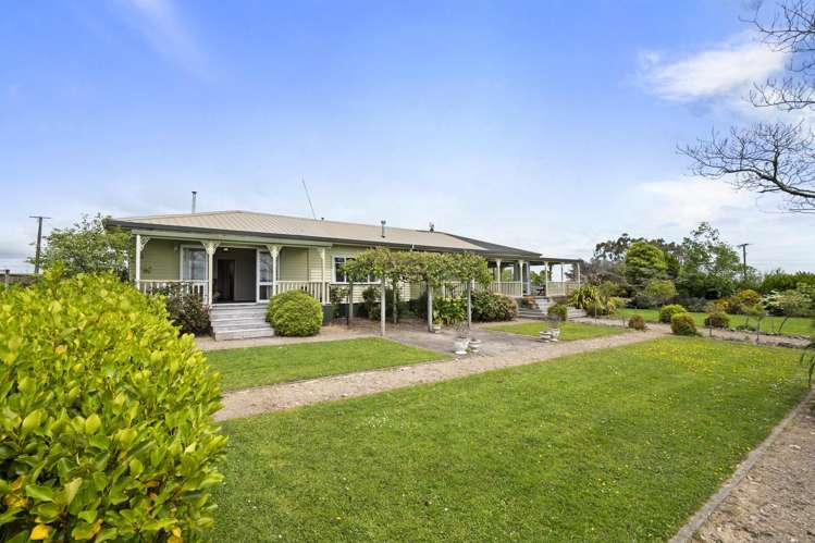 67 Finnis Road Pohangina_5