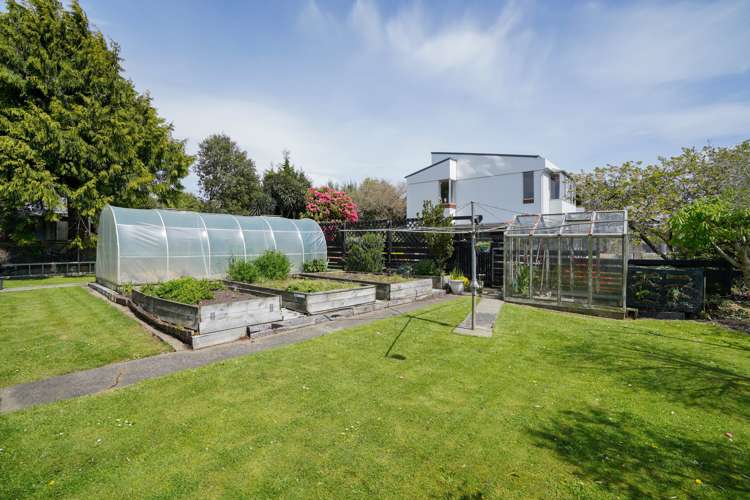 52 Orwell Crescent Newfield_32