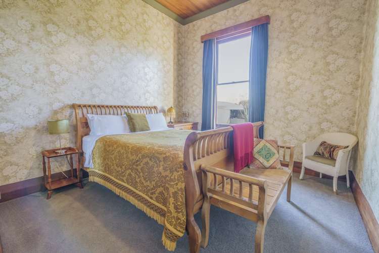 3 Castle Street Riverton_13